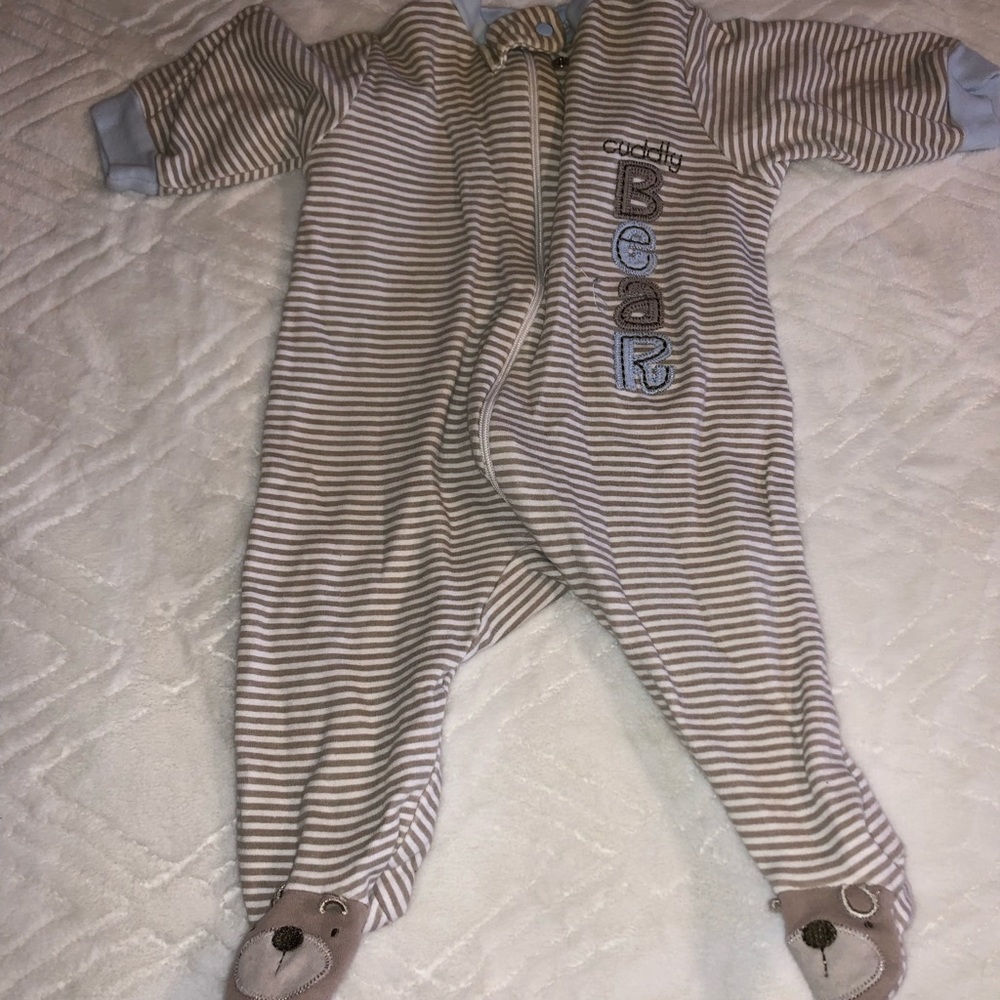Baby Clothes - Picture 13 of 16